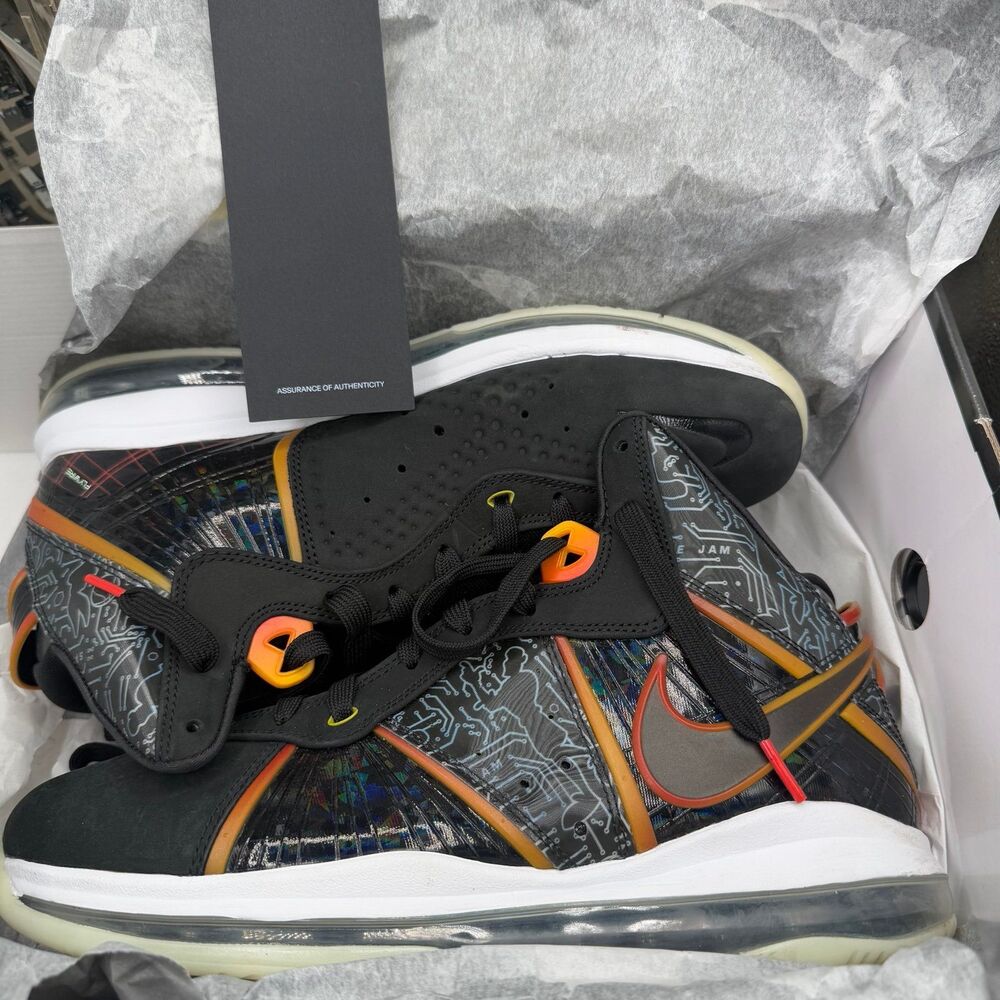 Nike LeBron VIII QS Tune Squad Basketball Shies Mens Size 10.5